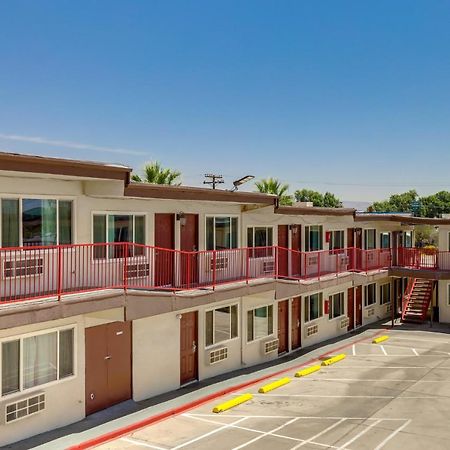 Red Roof Inn Needles Esterno foto